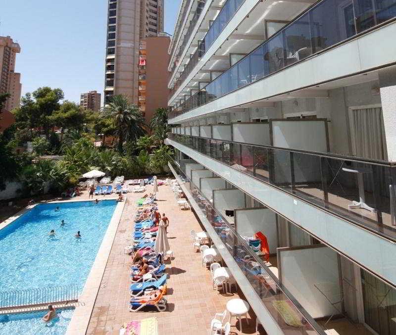 Hotel Perla Бенидорм Екстериор снимка