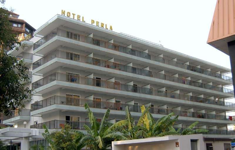 Hotel Perla Бенидорм Екстериор снимка