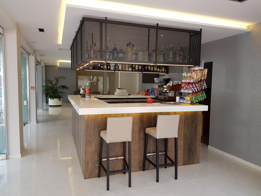 Hotel Perla Бенидорм Екстериор снимка