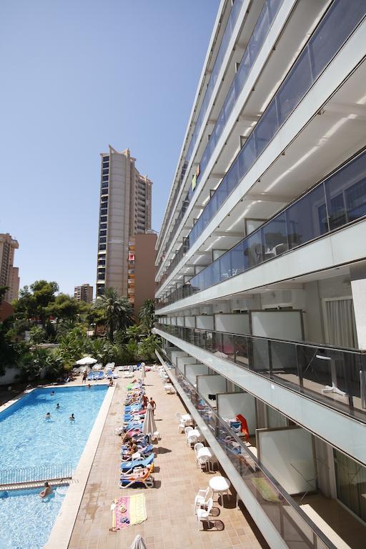 Hotel Perla Бенидорм Екстериор снимка